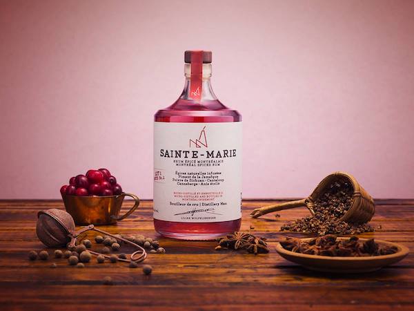 new Sainte-Marie pink rum -bottle
