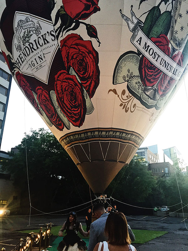 Fly Over Montreal with Gin Hendricks - Balloon Day