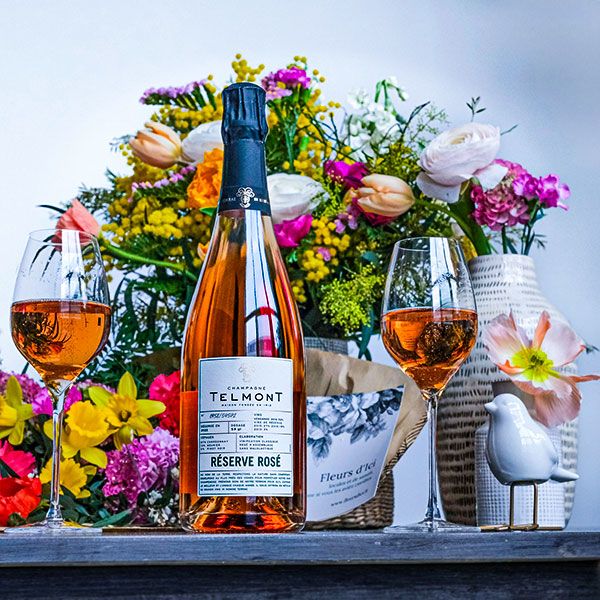 Champagne Telmont Réserve Rosé et fleurs pour la fête des Mères 2024