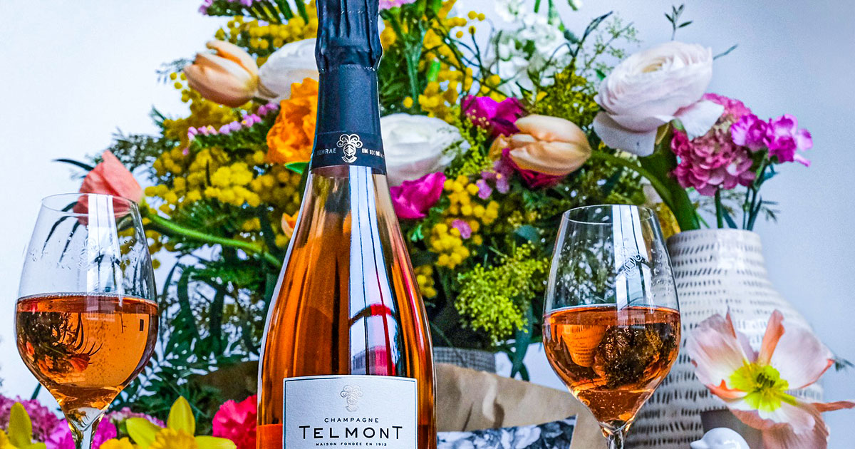 Champagne Telmont Réserve Rosé and Flowers - Mother's Day 2024