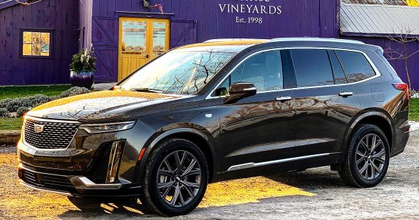 Cadillac-XT6---Couverture