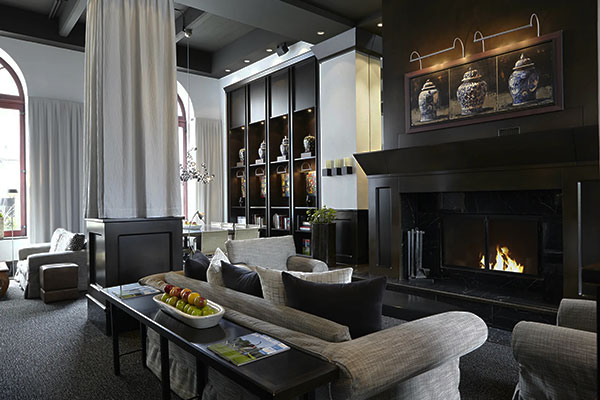 Le-Germain-Hotel-Québec---Fireplace
