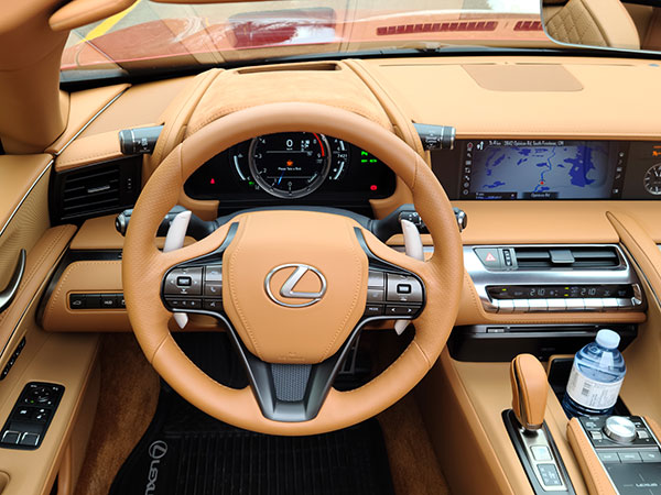 Lexus-LC-500-Convertible-2021---Interior