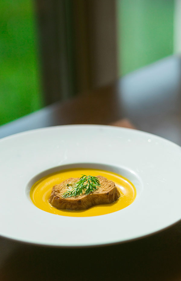 Un délicieux potage à la courge sera parfait pour cette température froide