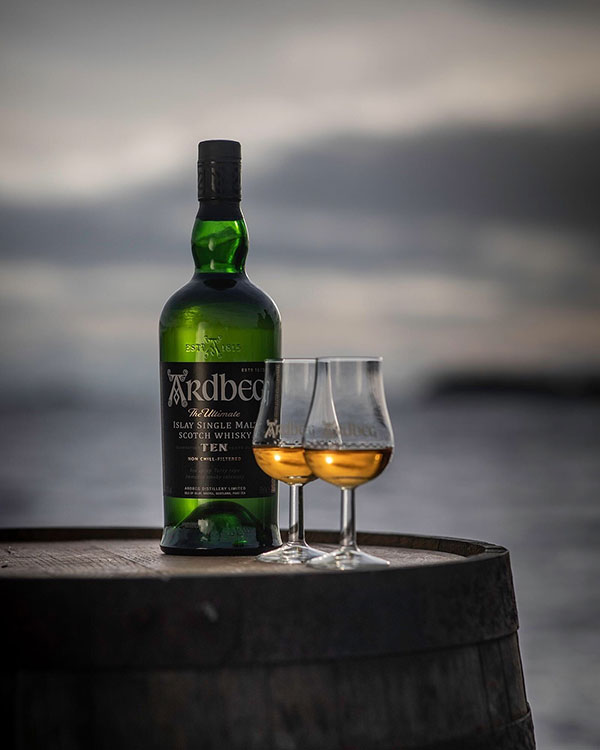 Everything-for-the-perfect-Fathers-Day---Ardbeg-Ten