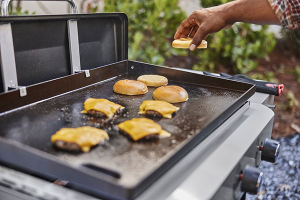 Everything-for-the-perfect-Fathers-Day---Plancha-Weber