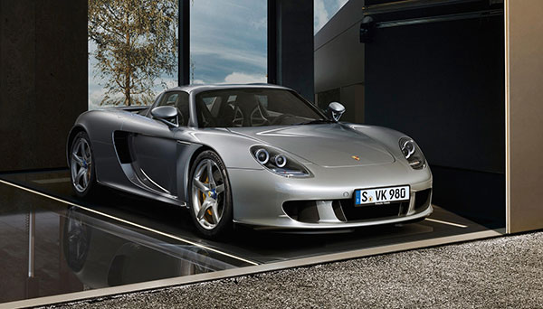 Porsche-Carrera-GT---Supervoiture
