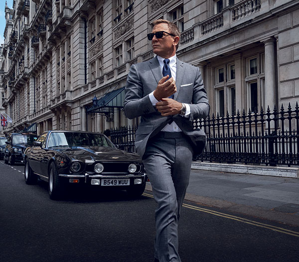 Daniel Craig wearing the Barton Perreira Joe