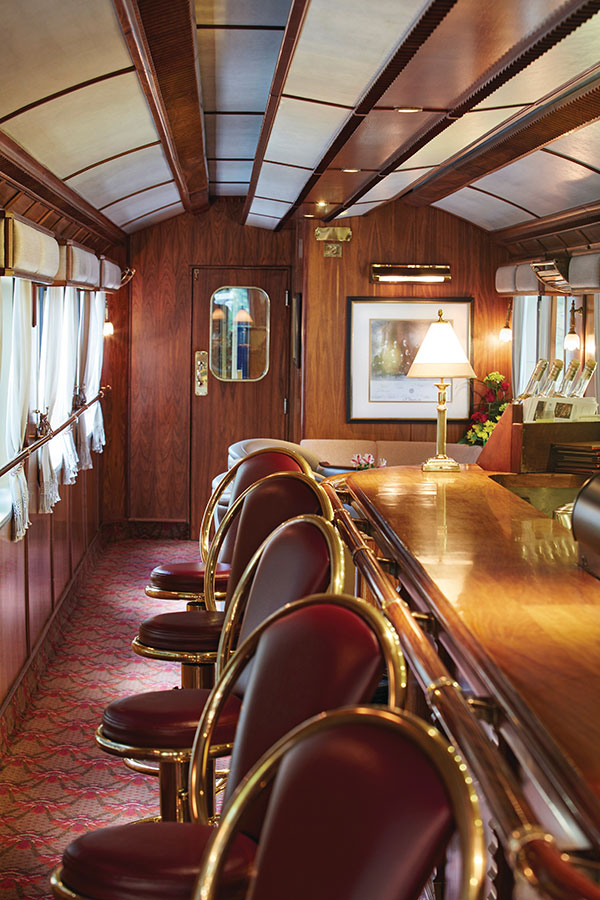 Le bar du Hiram BinghamPhoto : Richard James Taylor pour Belmond