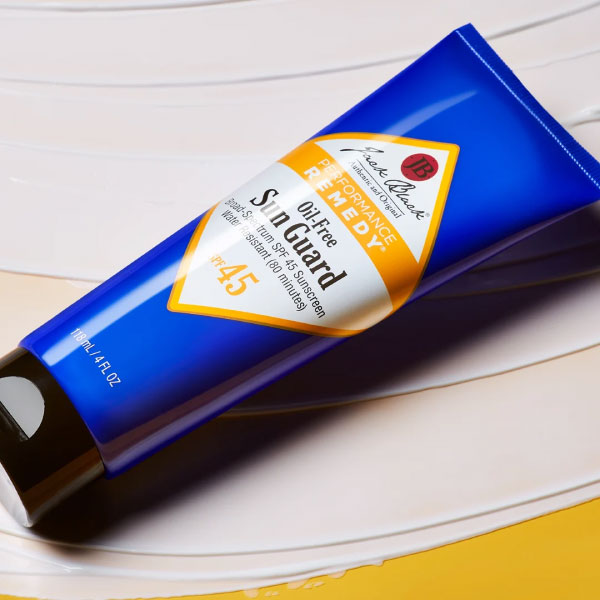 Écran Solaire Jack Black Oil-Free Sun Guard SPF 45 -- Le Meilleur du Gentleman - Novembre 2024