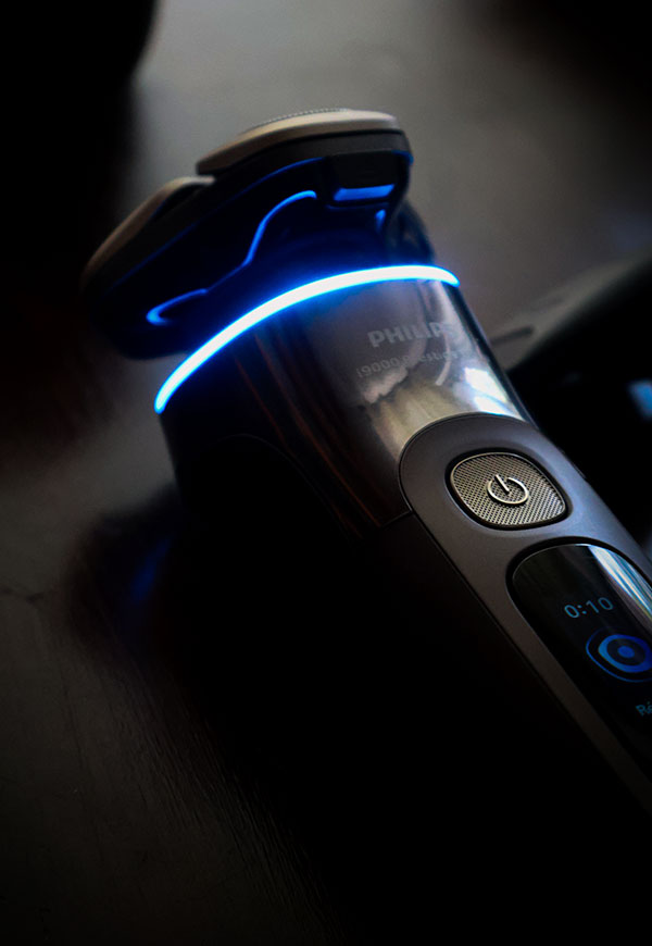 Active guidance system of the Philips i9000 Prestige Ultra Razor