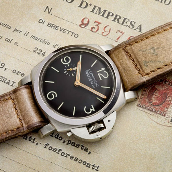 First Edition of World Watch Day - Panerai Luminor Original