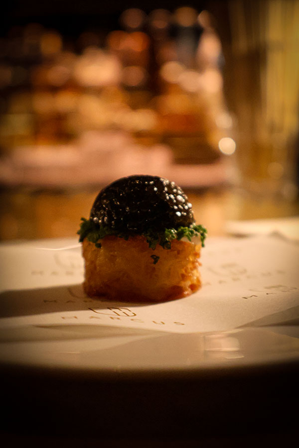 Bouchée de latke de caviar au Marcus