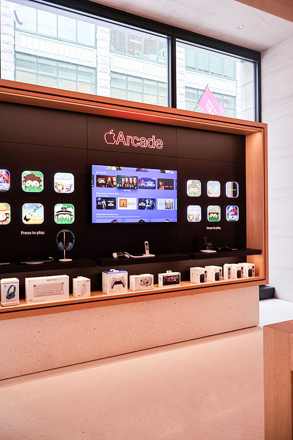 La section Apple Arcade de la boutique Apple Sainte-Catherine à Montréal
