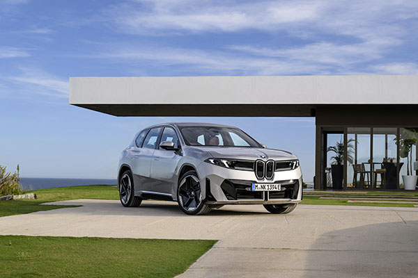 2026 Vehicles to Watch – A Selection by Marc Bouchard - BMW iX3