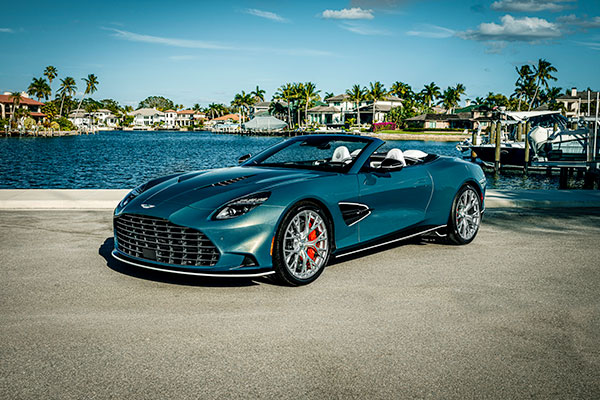 Aston Martin Vanquish Volante « Wave Edition »