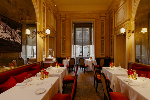 Le restaurant e la Maison OMEGA à Milan