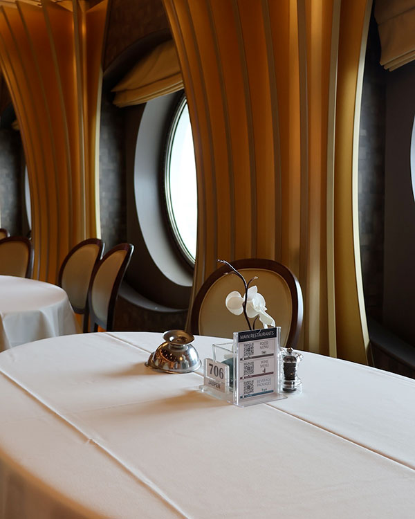 Un des restaurants à bord du MSC Meraviglia