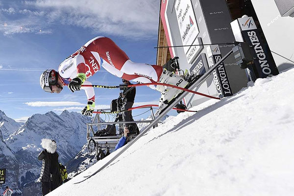 Longines est partenaire de la FIS depuis 2006
