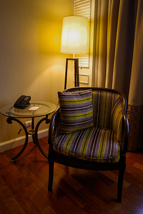The Sukosol - Fauteuil dans une suite