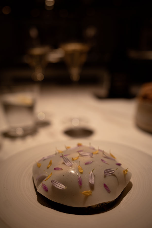 Tiramisu au crabe royal d'Alaska avec assortiment d'agrumes
