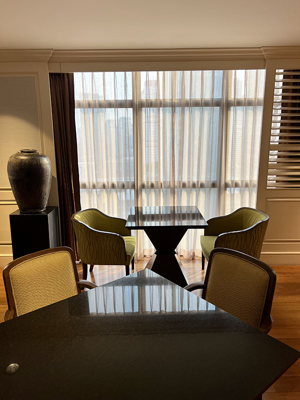 Tables where you can sit down for a meal or to work