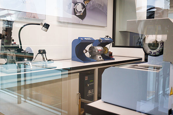 Quelques machines peuplant les ateliers de sur-mesure