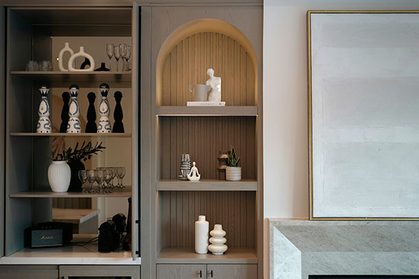 How to Furnish Your Home Like a Gentleman -Decoration - Arch and objects