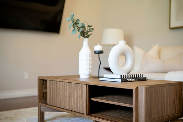 How to Furnish Your Home Like a Gentleman - Living room - Coffee table and books