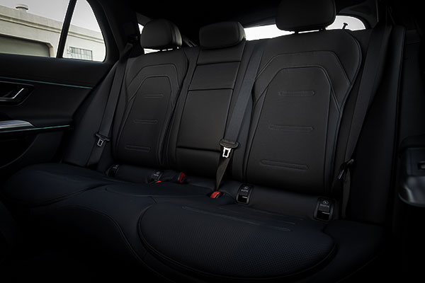 The rear seats, pure comfort for the long haul