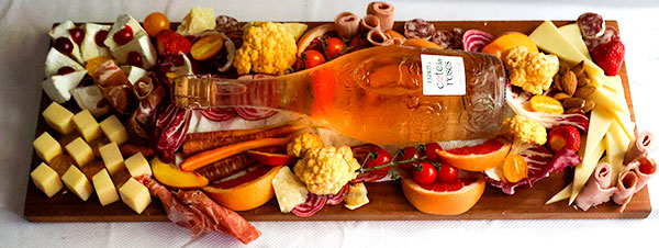 The grand platter, viewed from the side