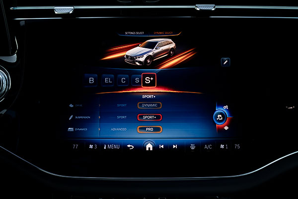 Le mode Sport+ (S+) en action dans cette Mercedes-AMG