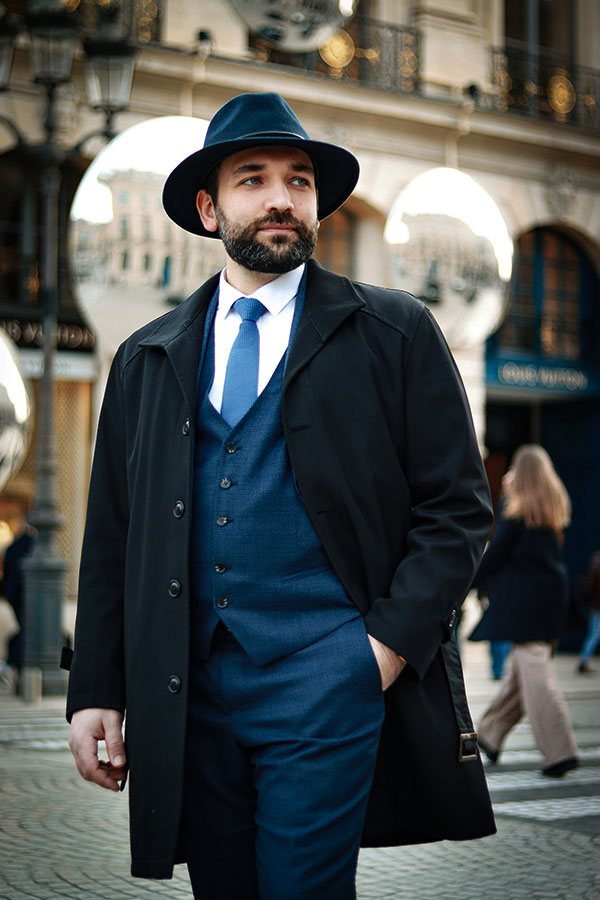 Vous avez un physique plus imposant, vous pouvez aussi être élégant
